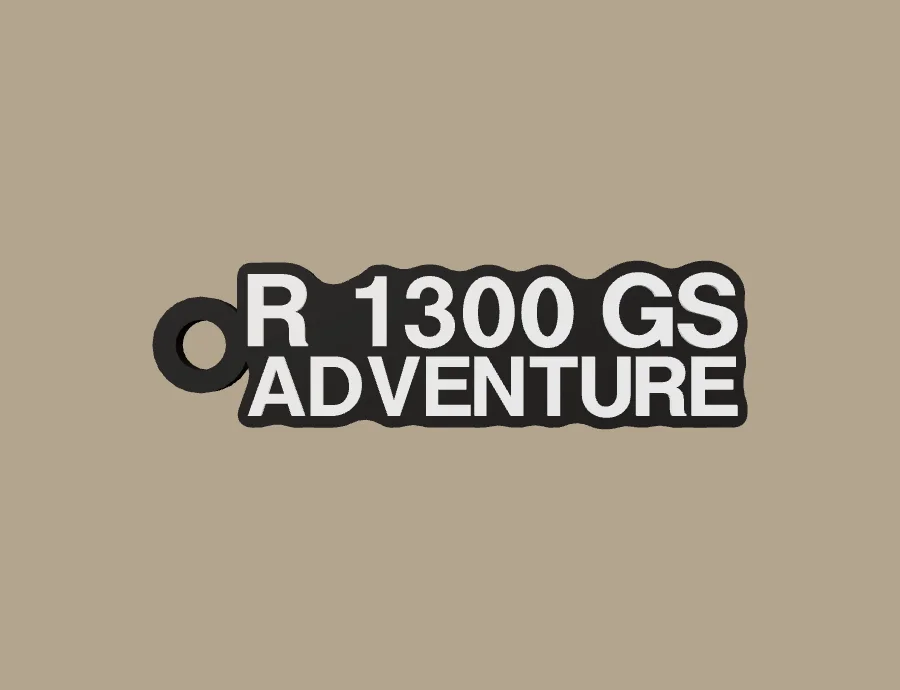 Llavero BMW Motorrad R 1300 GS ADVENTURE, base negra y texto blanco, vista frontal del modelo 3D