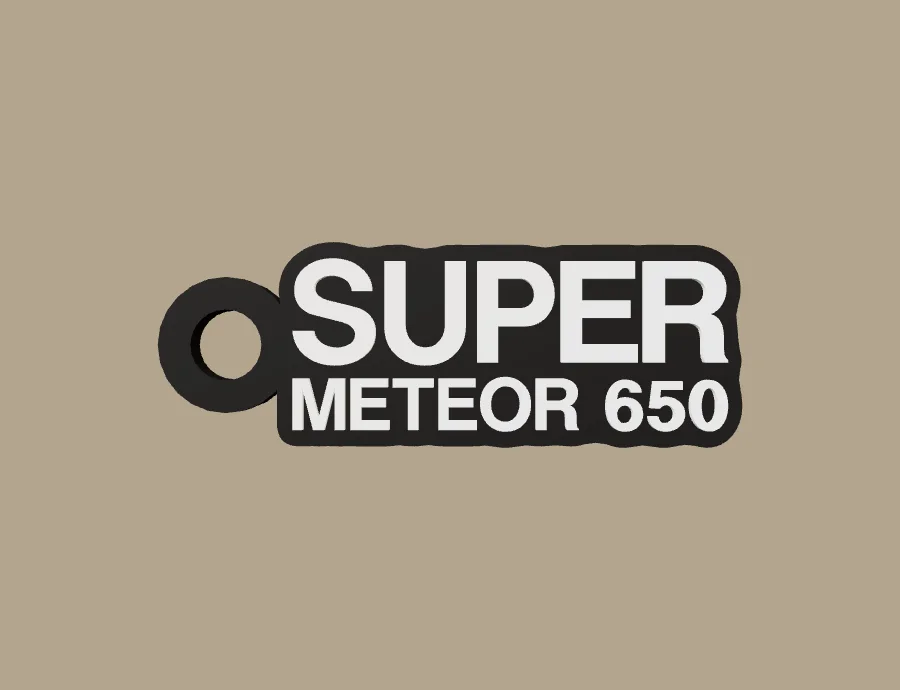 Llavero Royal Enfield SUPER METEOR 650, base negra y texto blanco, vista frontal del modelo 3D